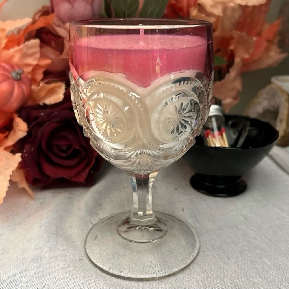 Vintage US Glass Star In Bullseye Cashmere Plum
Scented Soy Candle